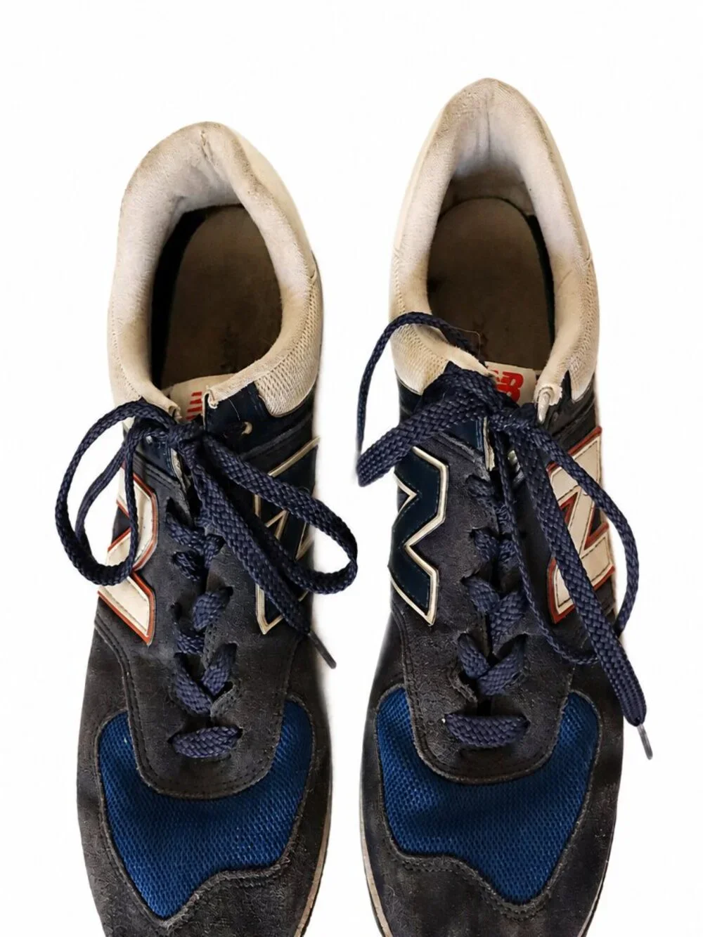 New Balance 574 Men’s Size 10.5 Navy Blue Gray Suede Mesh Sneakers